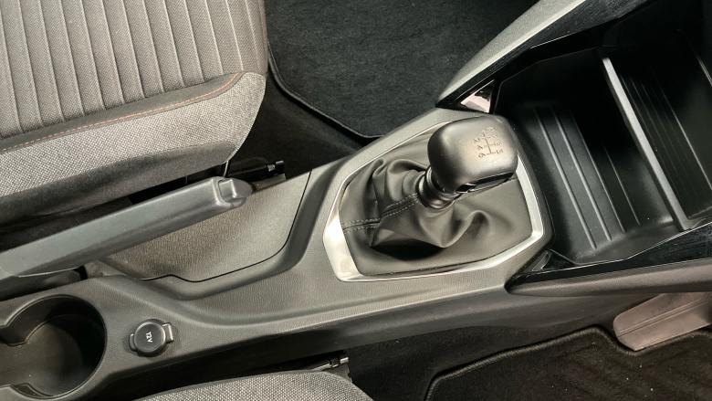 Peugeot 208 1.2 PureTech 100 Active Premium 5dr Petrol Hatchback